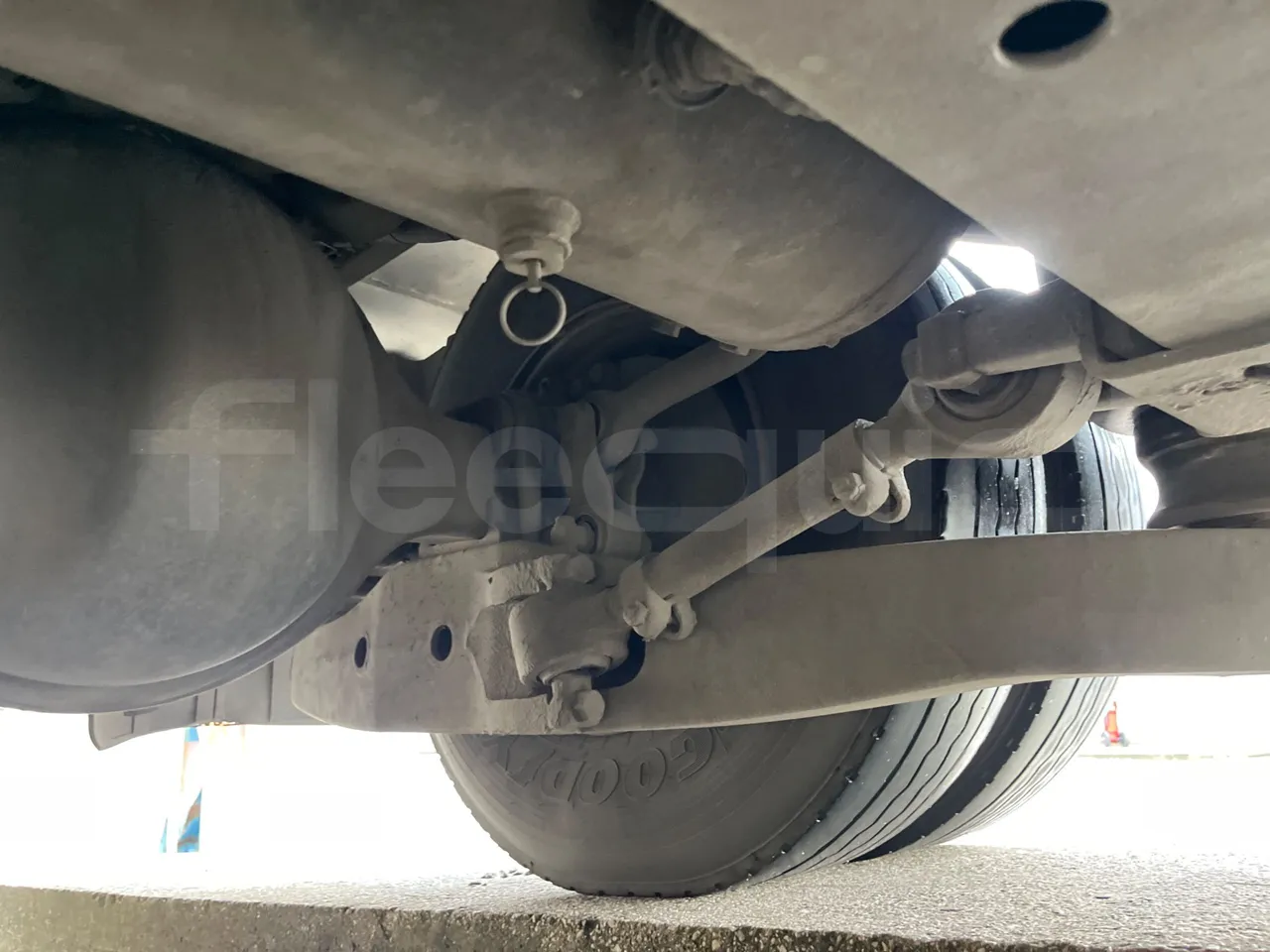 Iveco Crossway SFR160 - Euro5 - 243kW - 12.760mt - axle 2 discs right