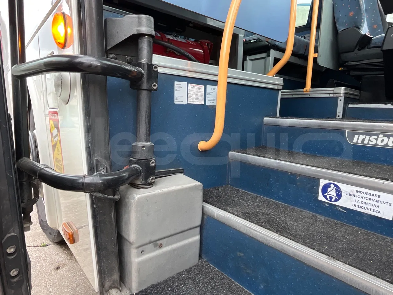 Iveco Crossway SFR160 - Euro5 - 243kW - 12.760mt - door mechanism photo