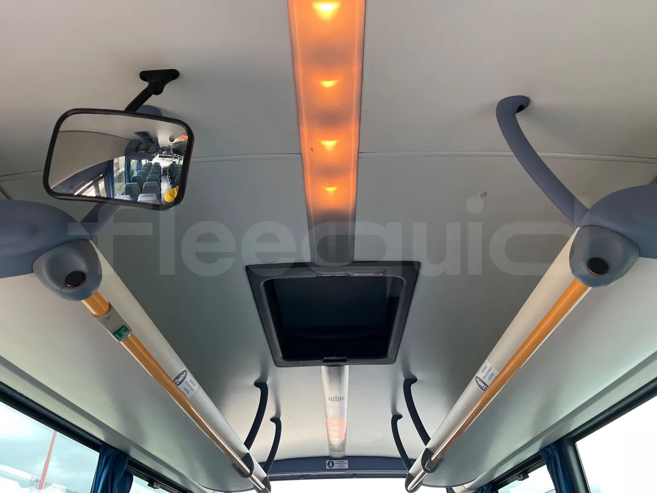 Iveco Crossway SFR160 - Euro5 - 243kW - 12.760mt - roof hatch 2