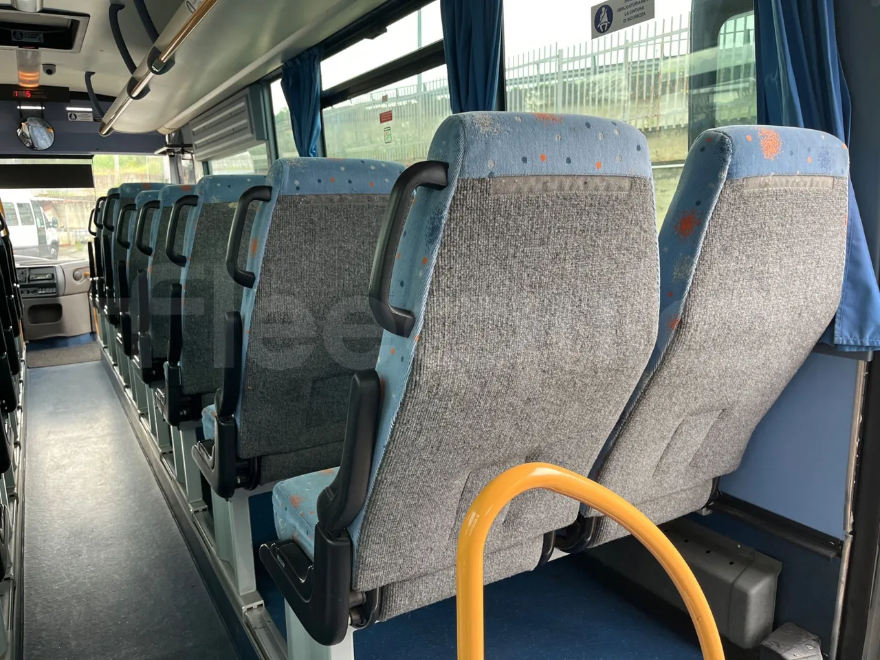 Iveco Crossway SFR160 - Euro5 - 243kW - 12.760mt - power outlets detail