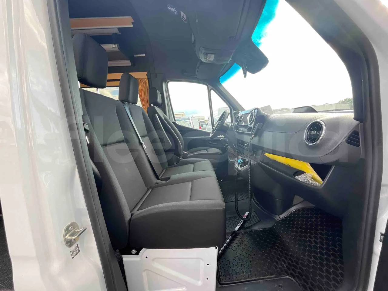 Mercedes-Benz Sprinter - Command Unit Indicators