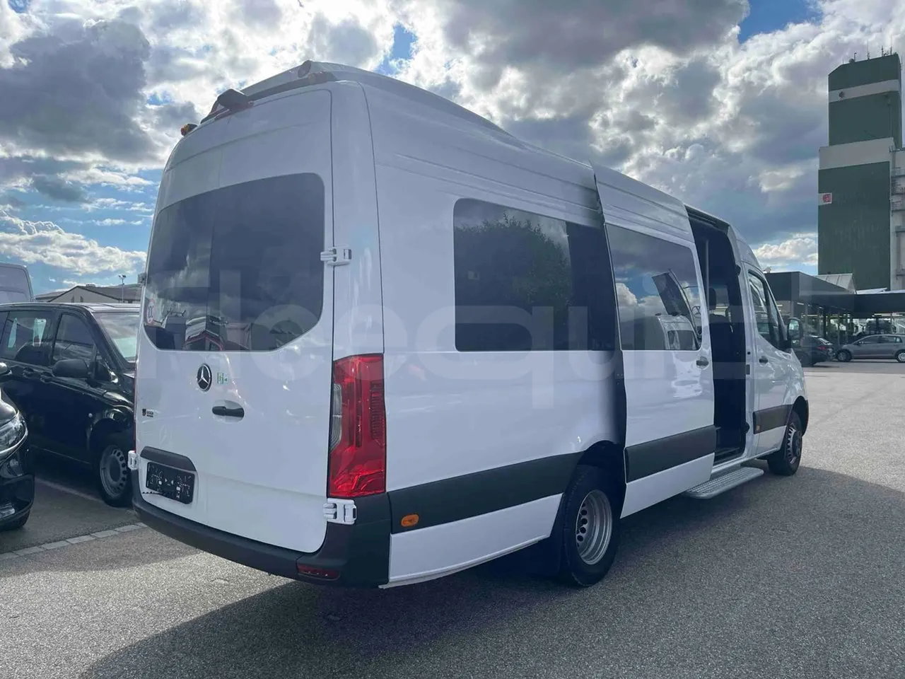 Mercedes-Benz Sprinter - 3/4 Rear Right Side Doors Open