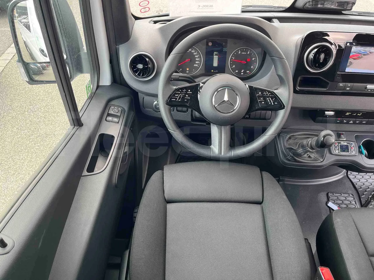 Mercedes-Benz Sprinter - Onboard Device 1