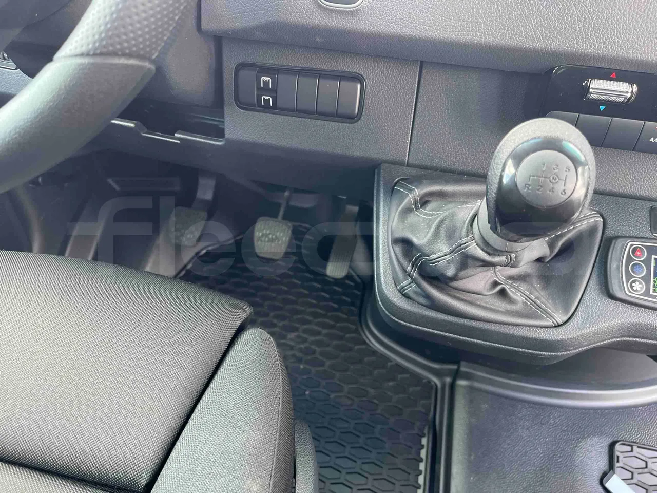 Mercedes-Benz Sprinter - Onboard Device 2