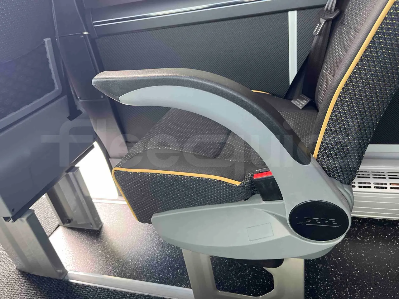 Mercedes-Benz Sprinter - Armrest