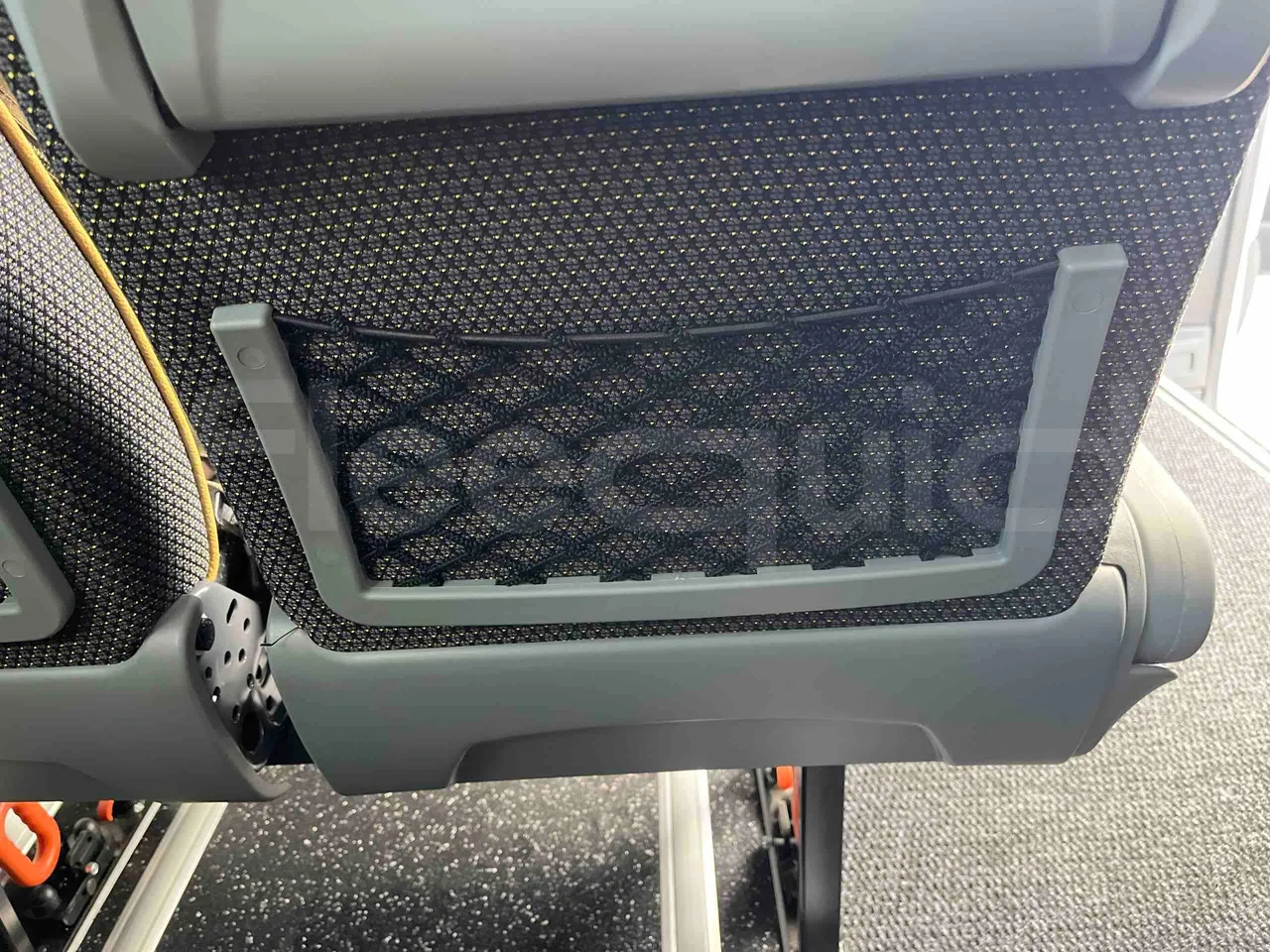 Mercedes-Benz Sprinter - Mesh