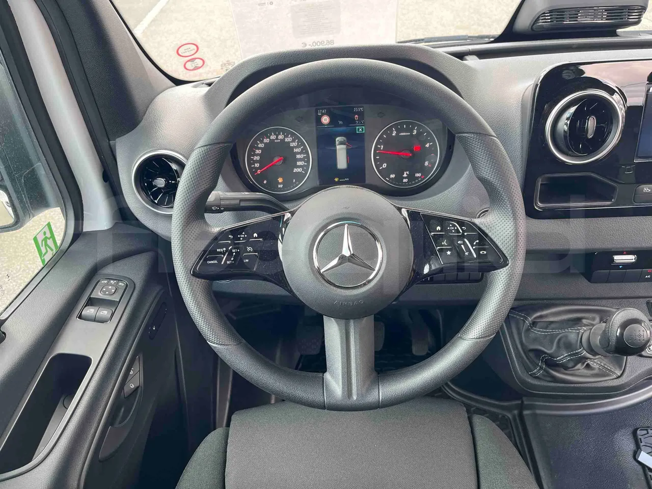 Mercedes-Benz Sprinter - Steering Wheel