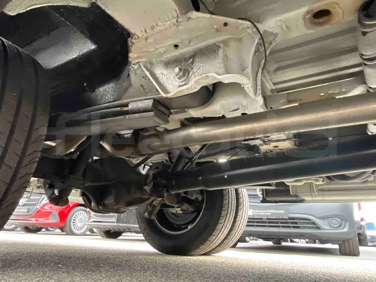 Mercedes-Benz Sprinter - Third Axle Right Side