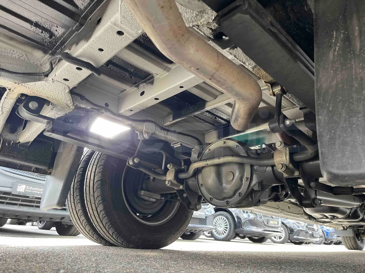 Mercedes-Benz Sprinter - Second Axle Left Side