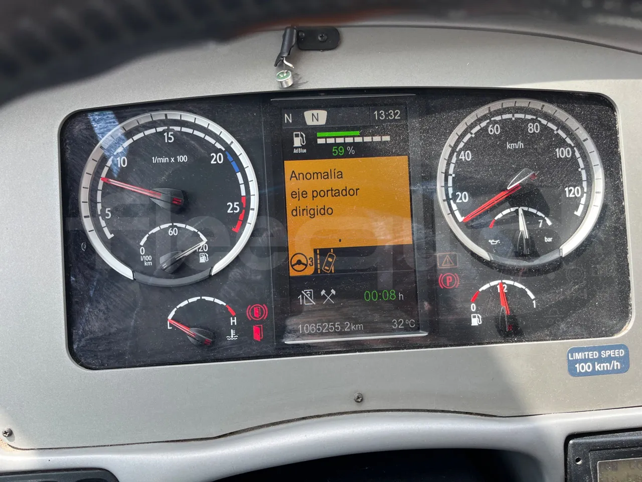 Irizar i6 15.35 - EUR6 - 331kW - 14.98m - dashboard lights on