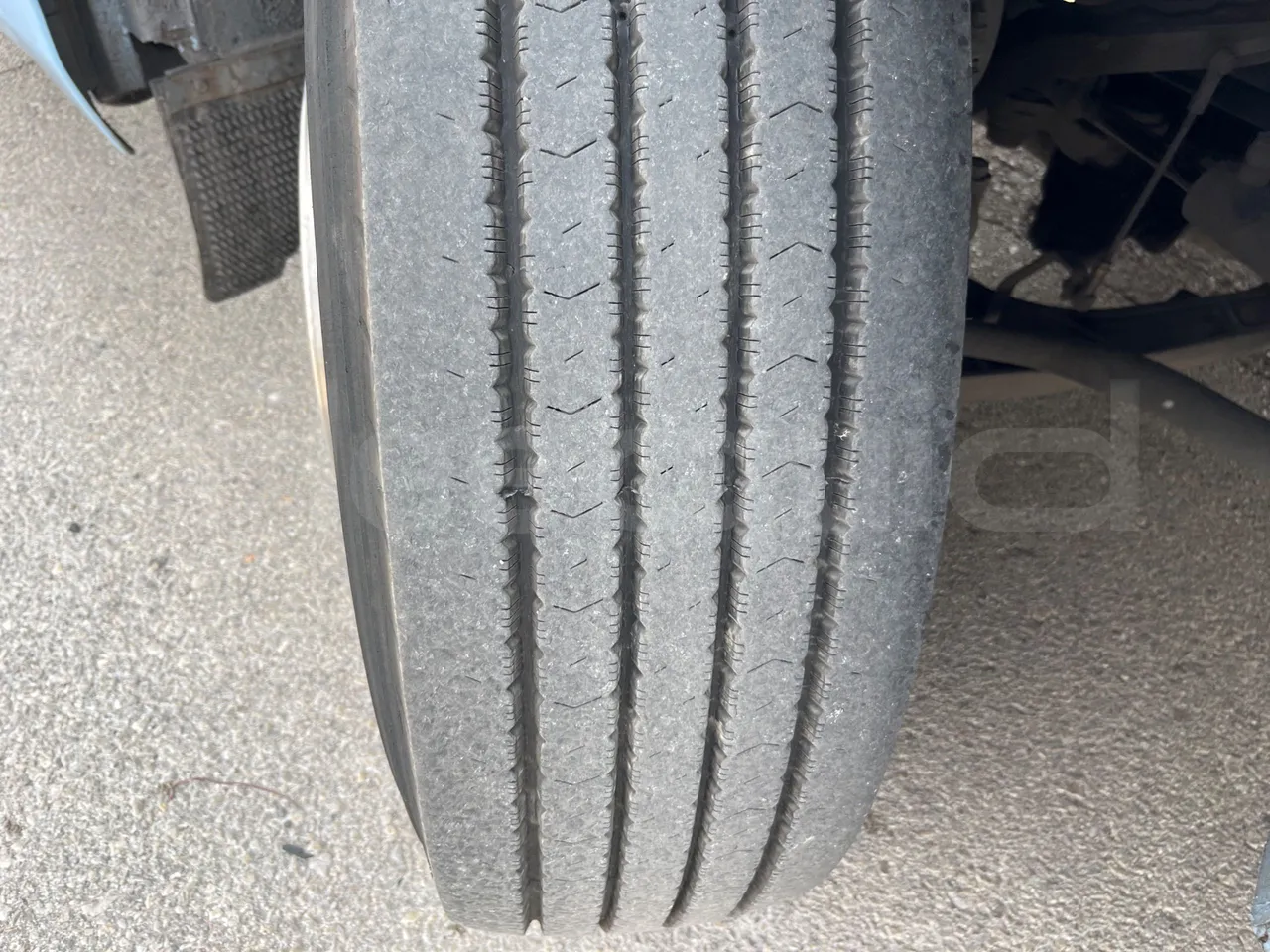 Irizar i6 15.35 - EUR6 - 331kW - 14.98m - tread condition second axle tires right