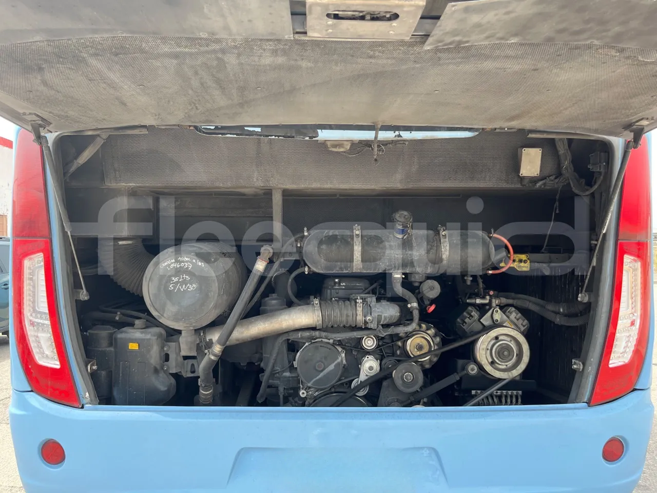 Irizar i6 15.35 - EUR6 - 331kW - 14.98m - rear hatch open (mandatory for bus to scrap)