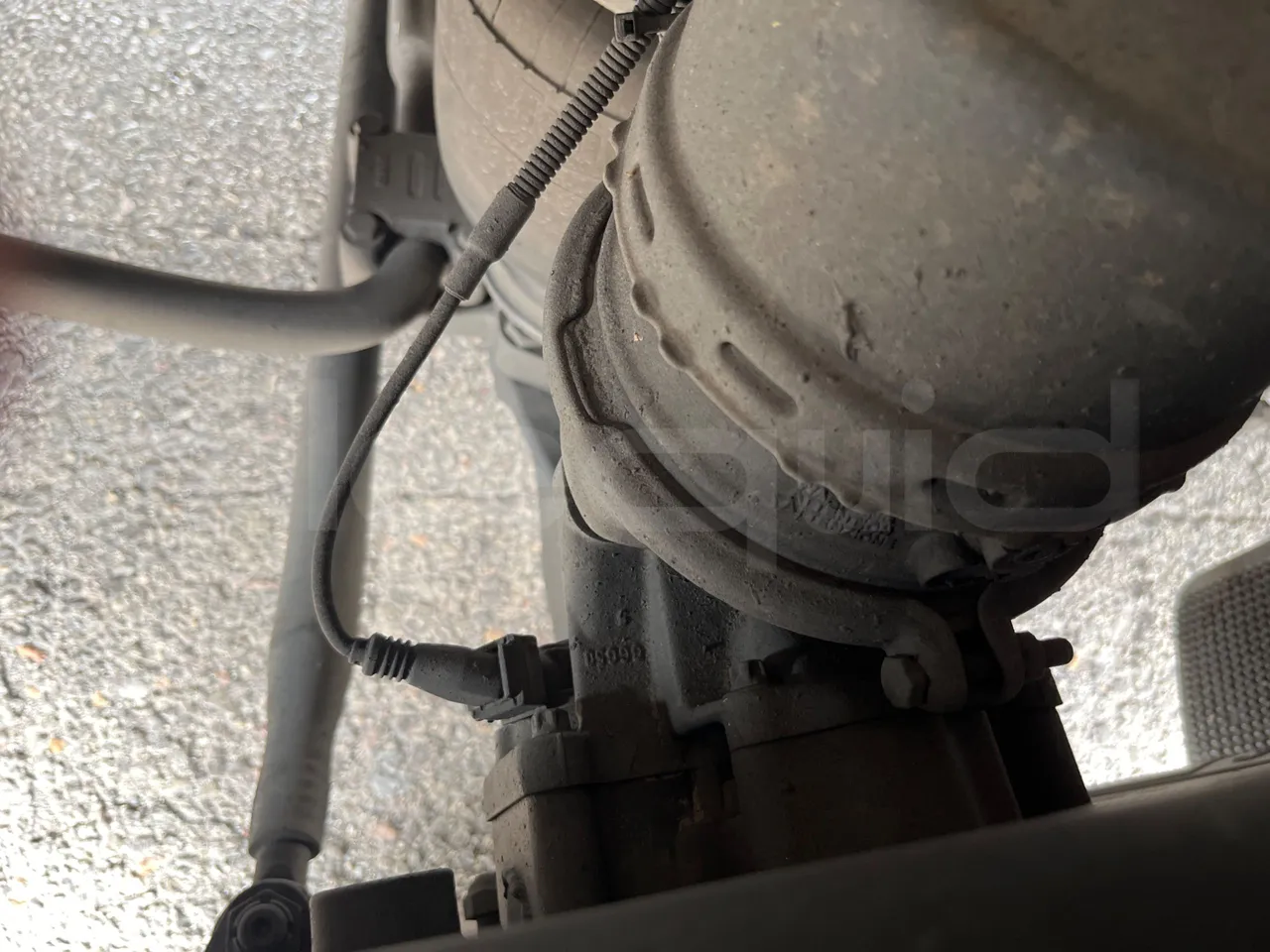 Irizar i6 15.35 - EUR6 - 331kW - 14.98m - axel 3 shock absorbers 1 left