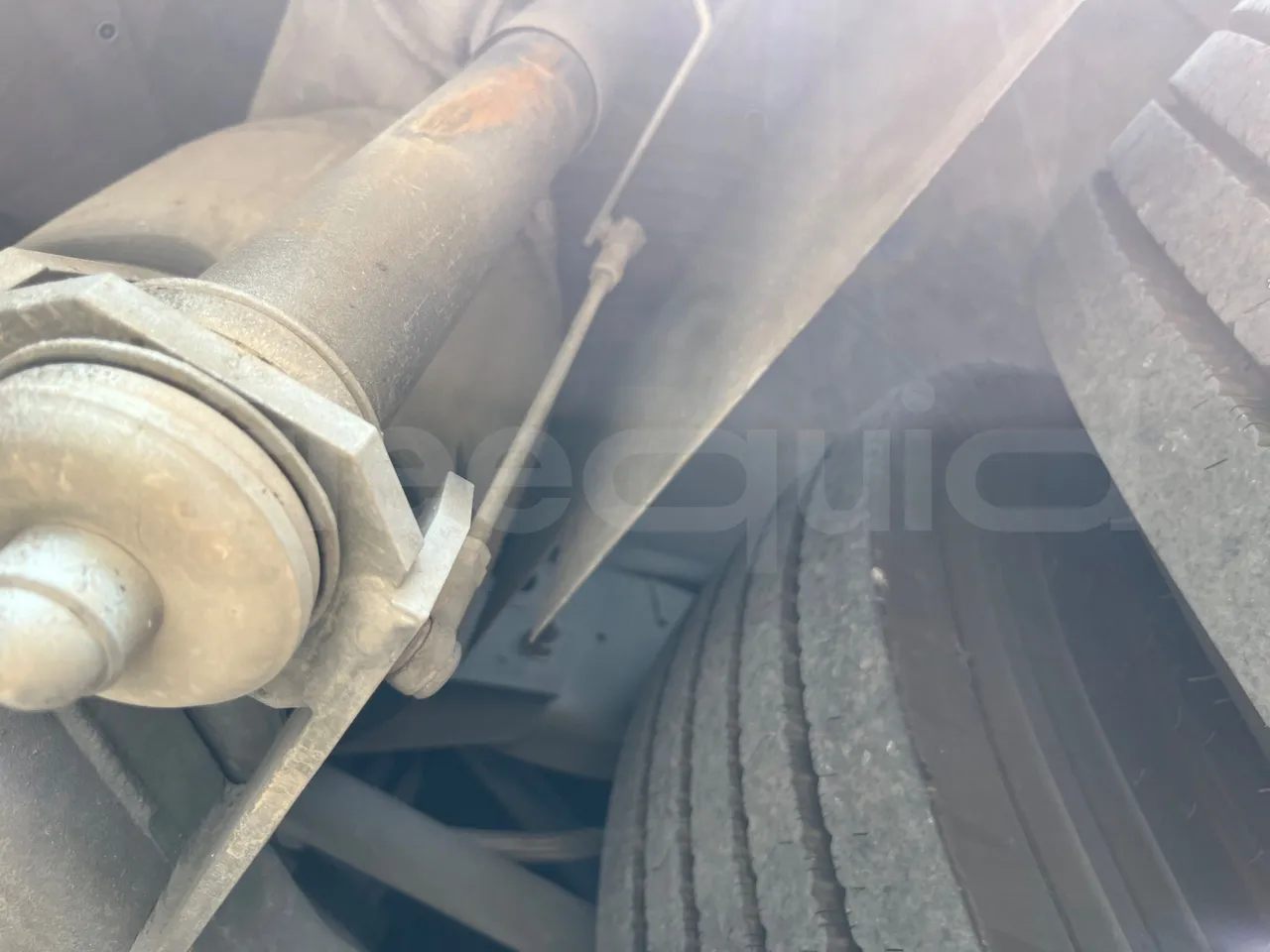 Irizar i6 15.35 - EUR6 - 331kW - 14.98m - axle 2 shock absorbers 1 left