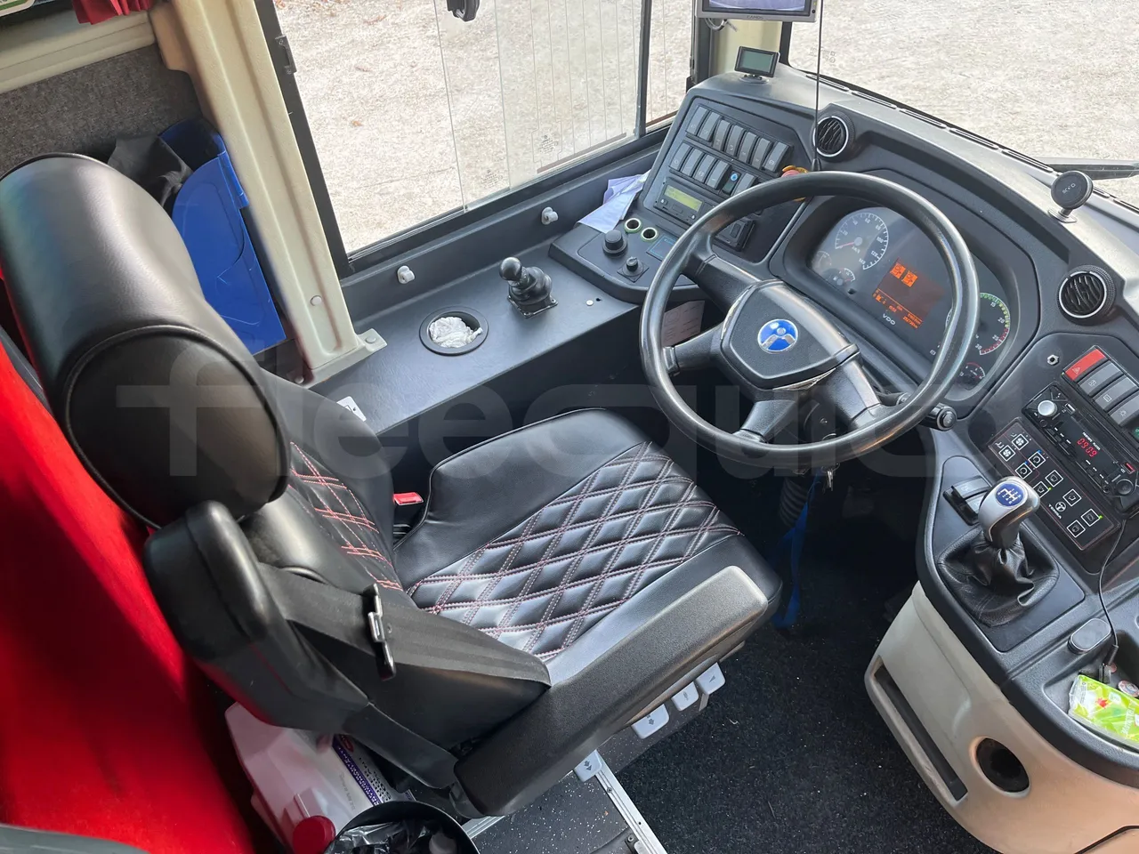 Temsa Opalin MD7 - Euro 6 - 129 kW - 8.400 mt - driver's seat photo