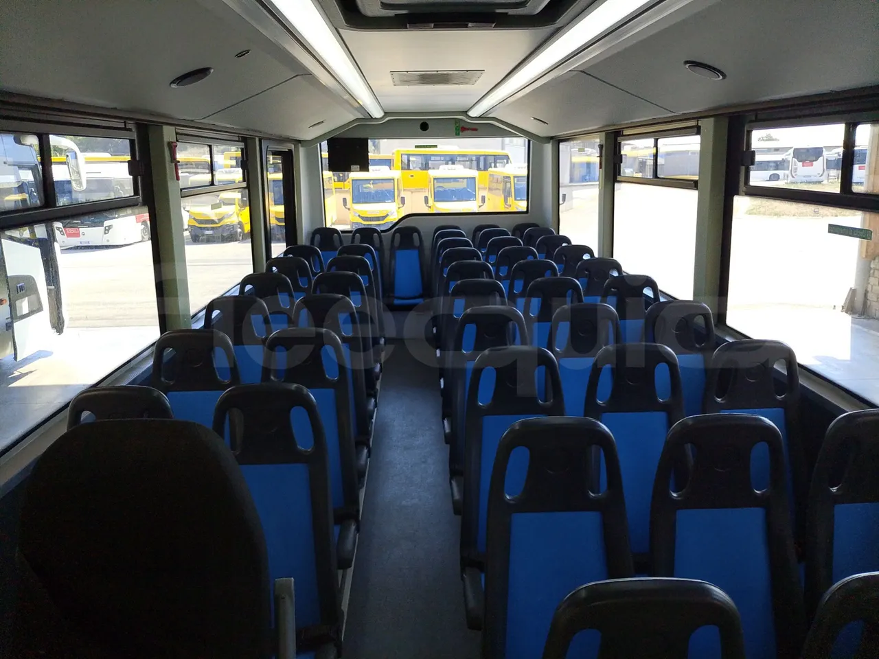 Iveco Indcar WGIVMY11 MOBI SCUOLABUS - EUR6 - 100Kw - 8,592m - interior reverse seats driver height (mandatory for bus to scrap)