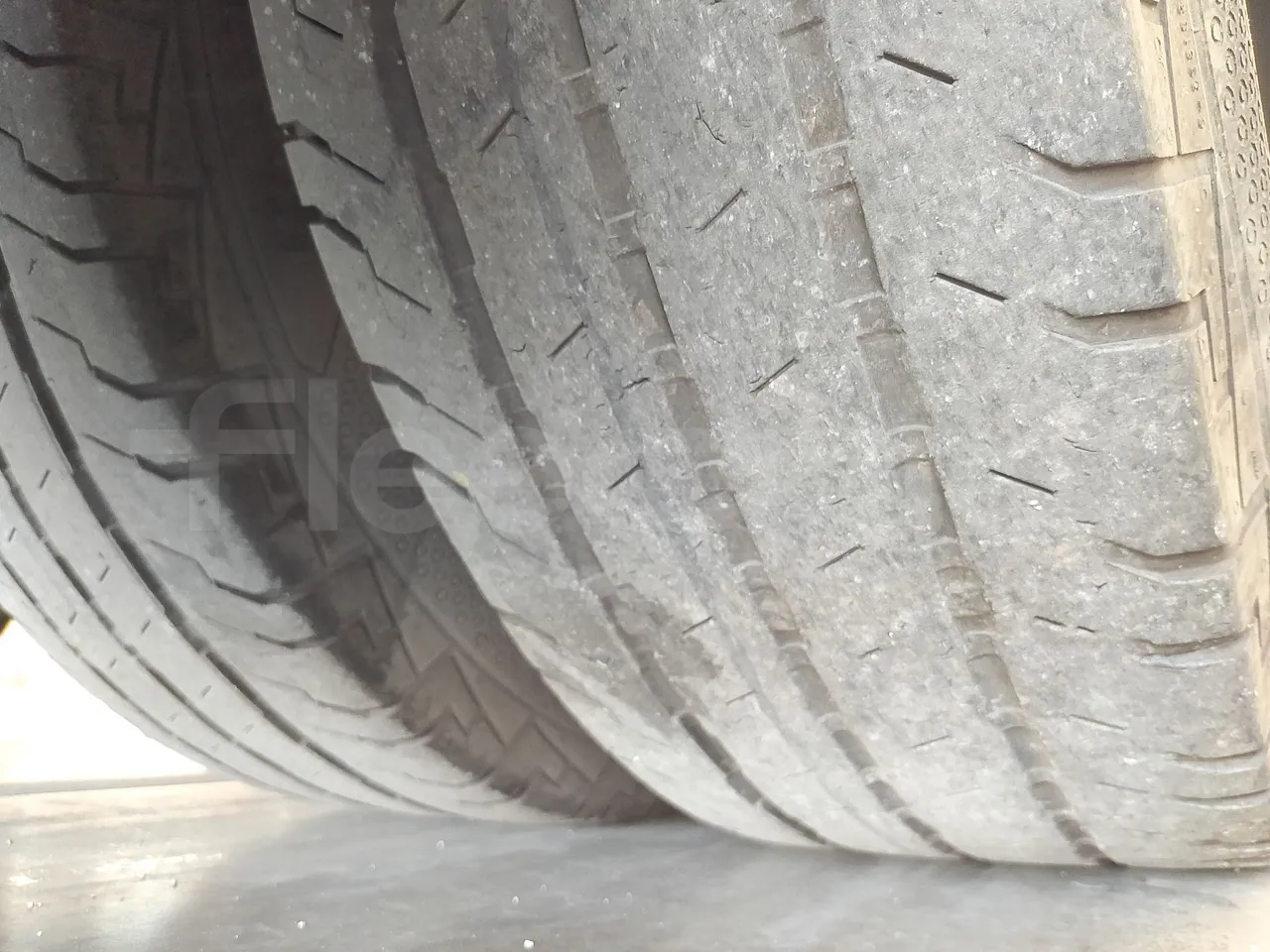 Iveco Indcar WGIVMY11 MOBI SCUOLABUS - EUR6 - 100Kw - 8,592m - tread condition second axle tires left
