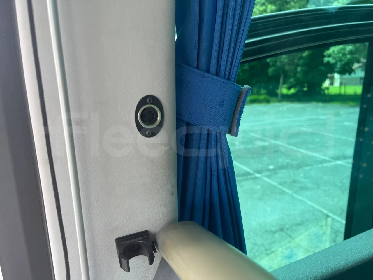 Irizar PB Man Ratio R33/18400 - Euro 5 - 294 kW - 12.200 mt - hostes microphone accessories photo