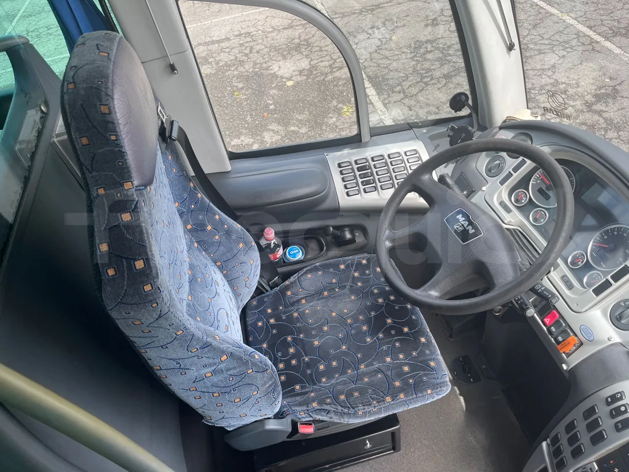 Irizar PB Man Ratio R33/18400 - Euro 5 - 294 kW - 12.200 mt - driver's seat photo