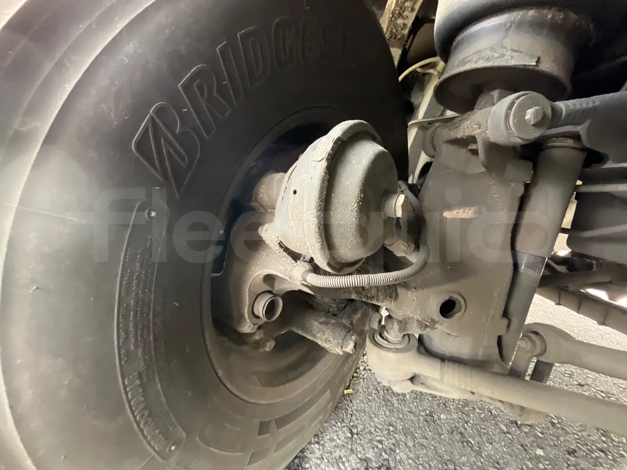 Irizar PB Man Ratio R33/18400 - Euro 5 - 294 kW - 12.200 mt - front brake calipers left