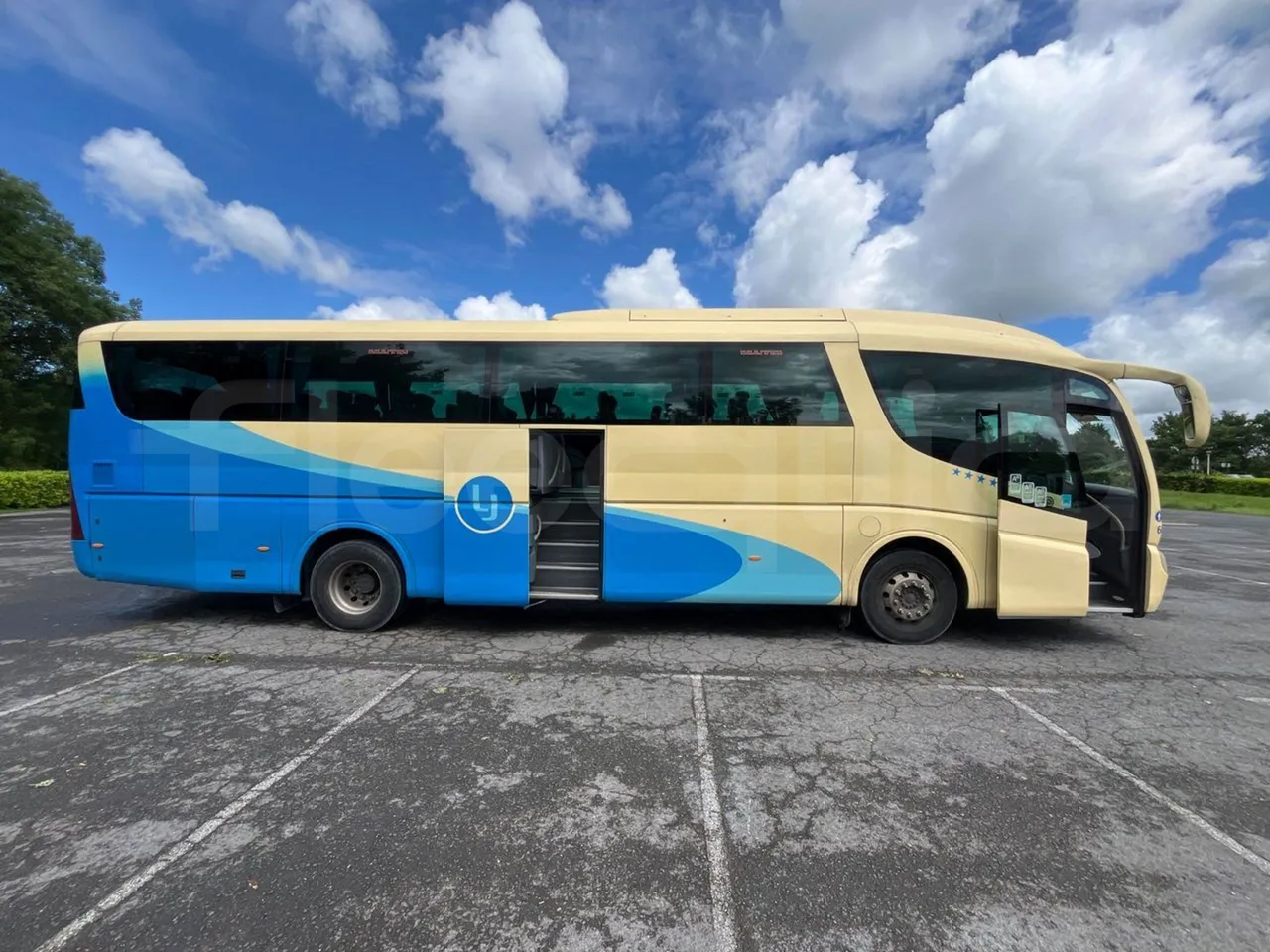 Irizar PB Man Ratio R33/18400 - Euro 5 - 294 kW - 12.200 mt - right side doors open