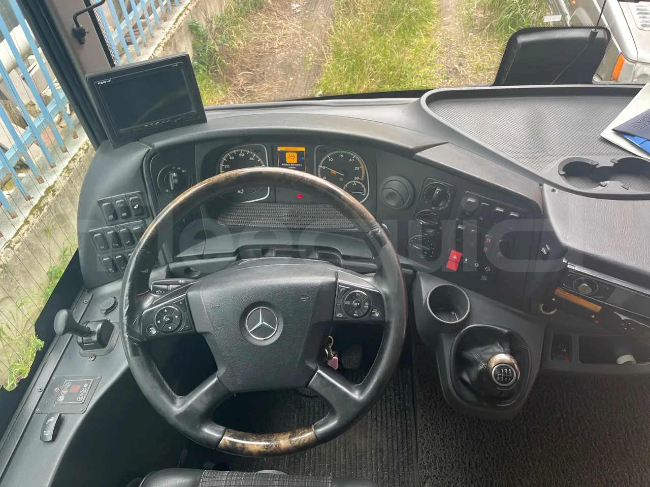 Mercedes-Benz Atego 967PKX2 - Euro 6 - 175 kW - 8 mt - buttons panels on