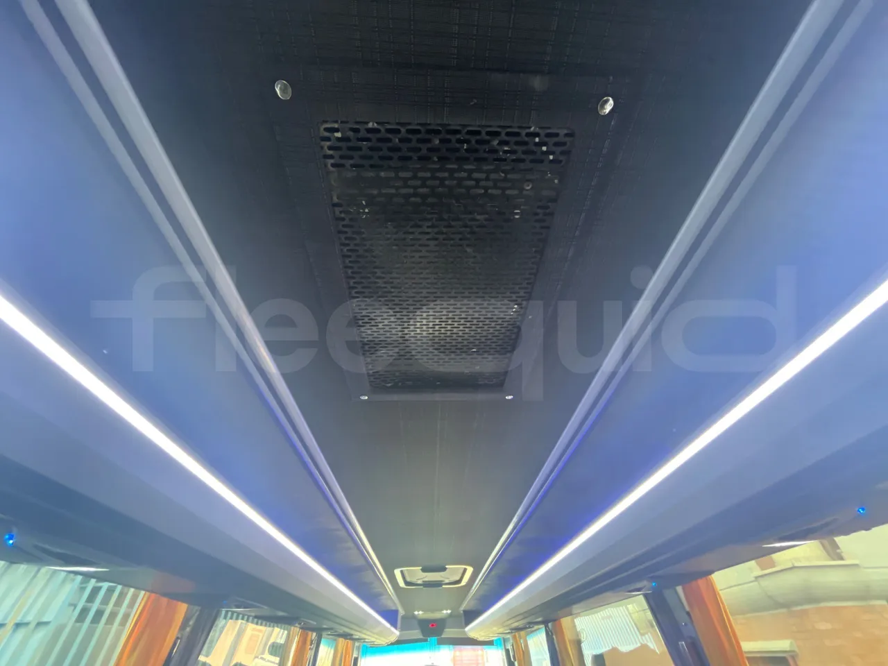 Mercedes-Benz Atego 967PKX2 - Euro 6 - 175 kW - 8 mt - overhead compartments photo