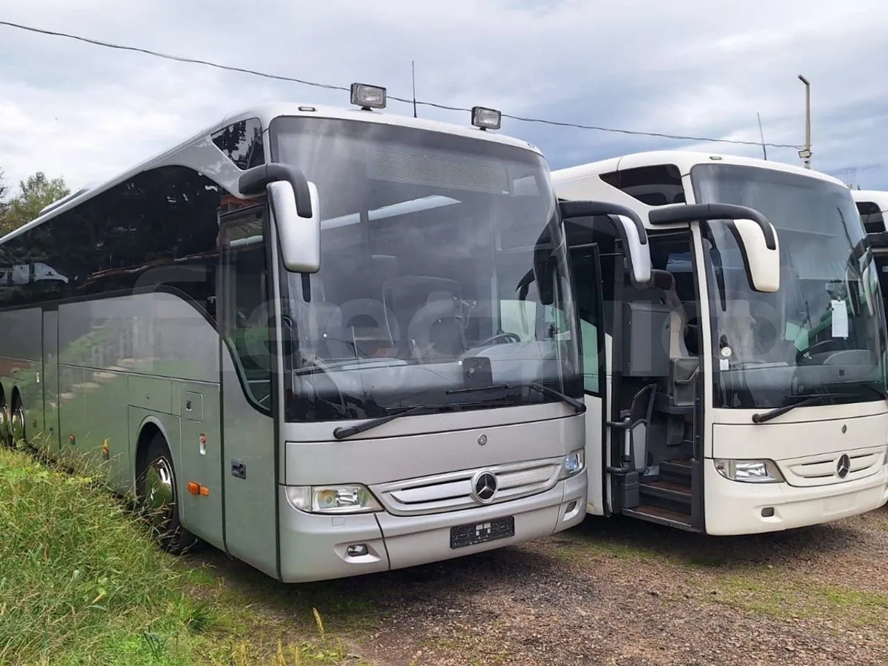 Mercedes-Benz Tourismo 632 02 -EUR6-315kW -12.96m - front photo