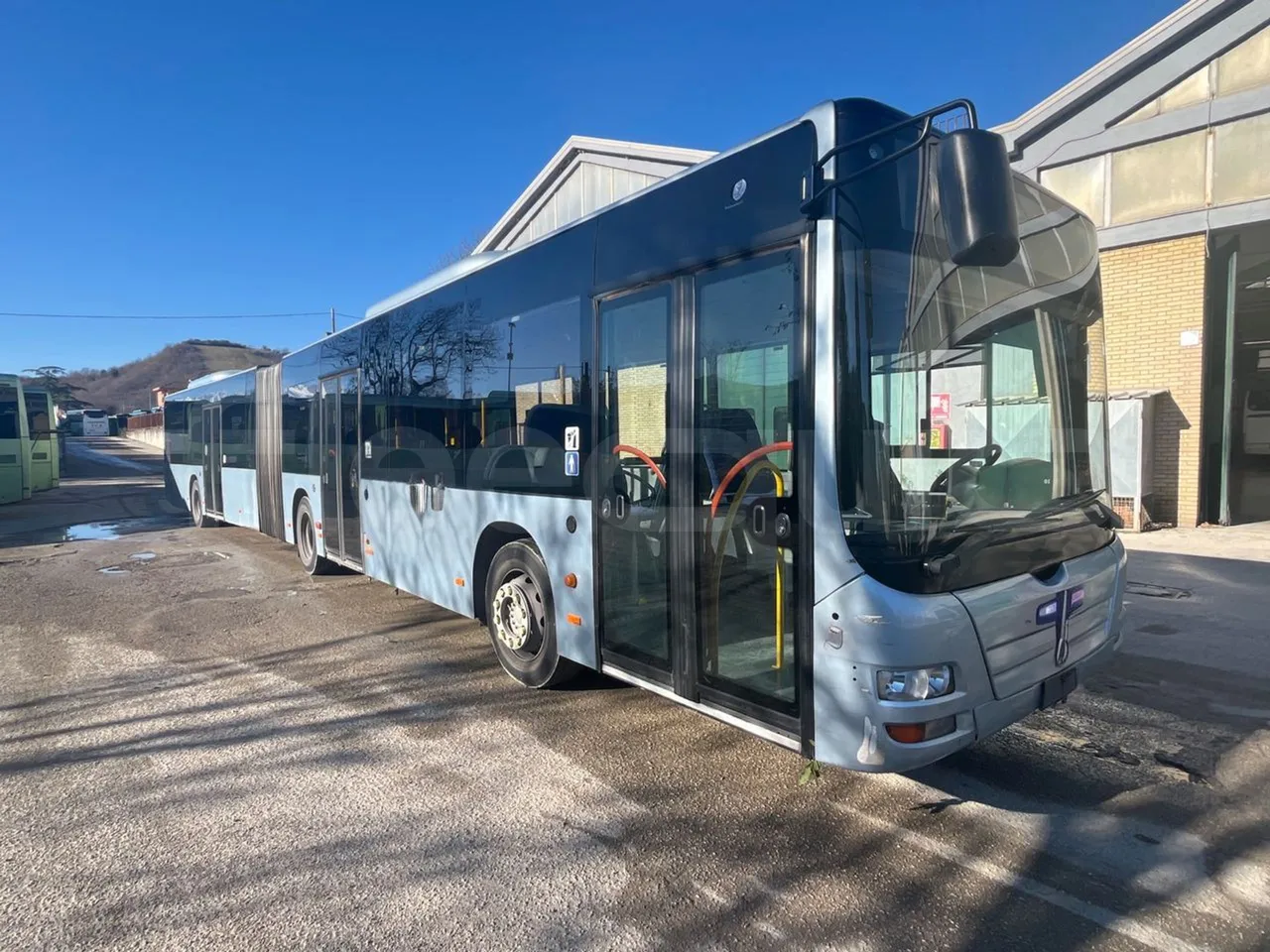 Man Lion's City A23 - Euro4 -257kW -18mt - 3/4 front right doors