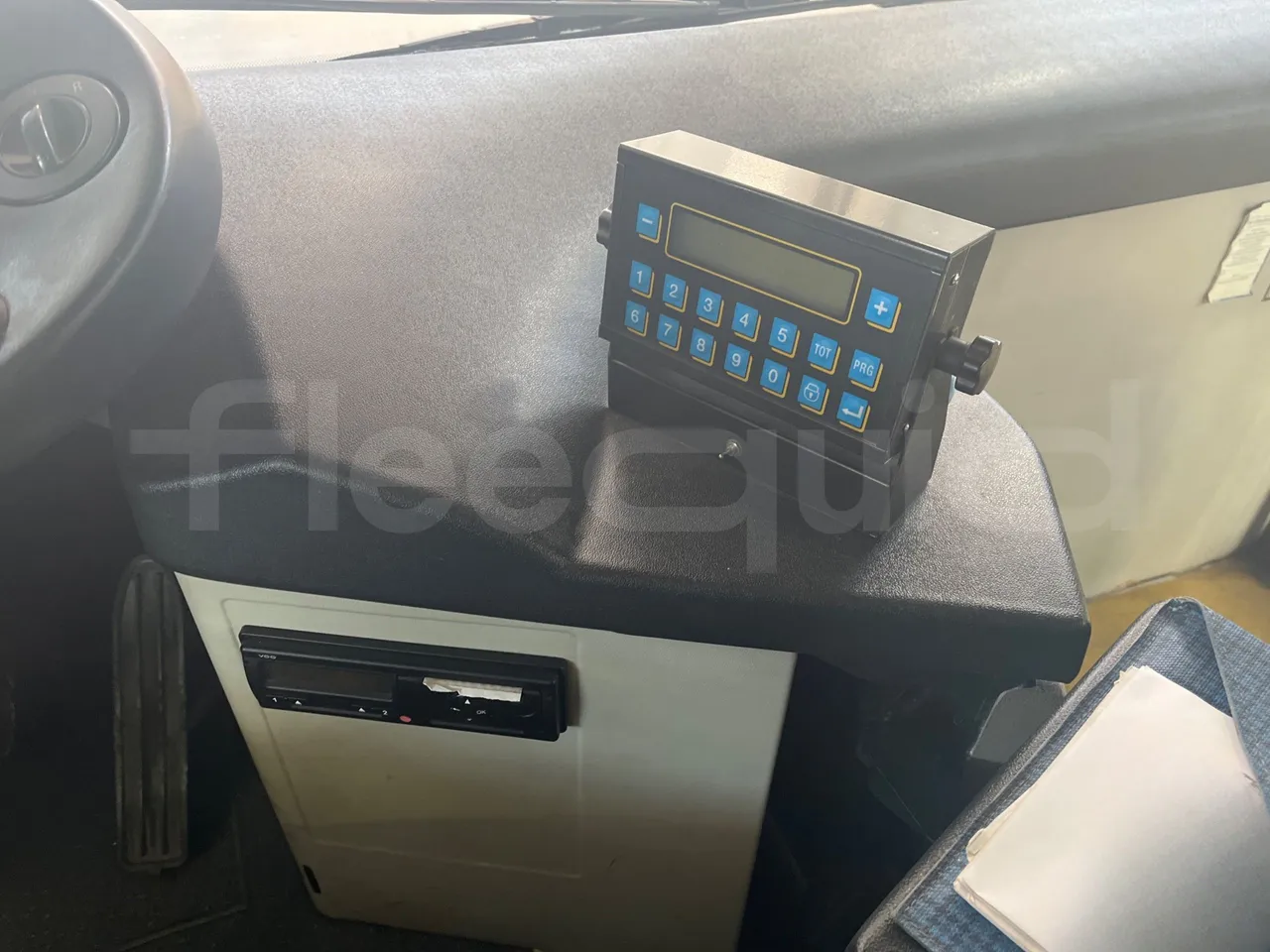 Man Lion's City A23 - Euro4 -257kW -18mt - radio accessories photo