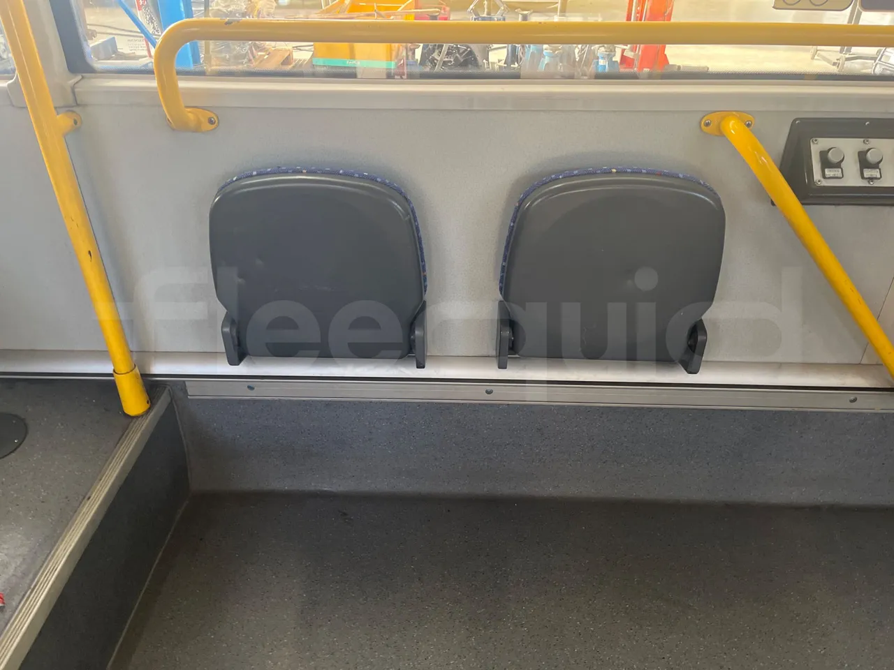 Man Lion's City A23 - Euro4 -257kW -18mt - folding seat photo