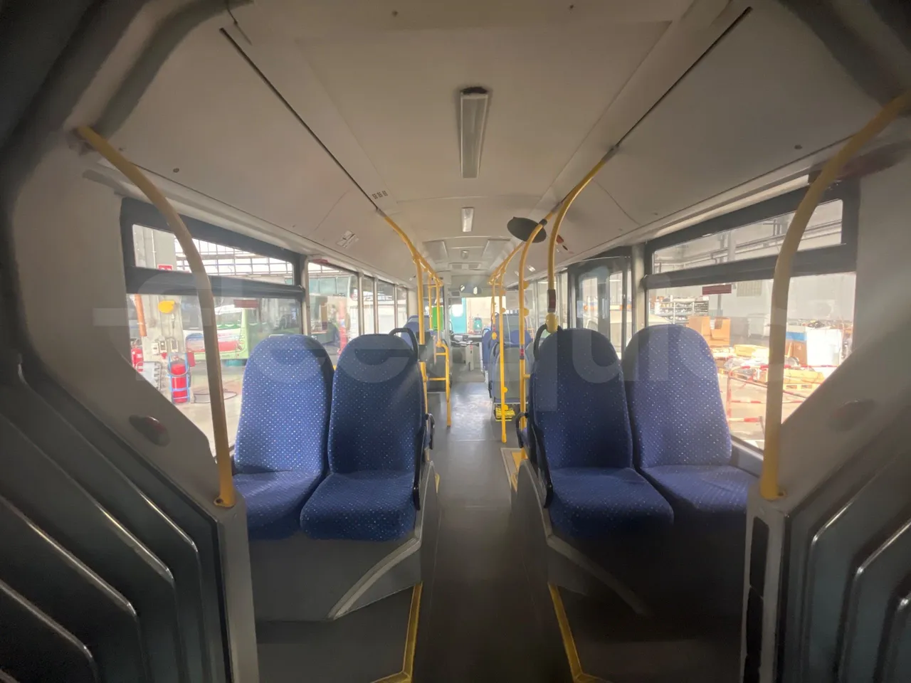 Man Lion's City A23 - Euro4 -257kW -18mt - forward view middle aisle