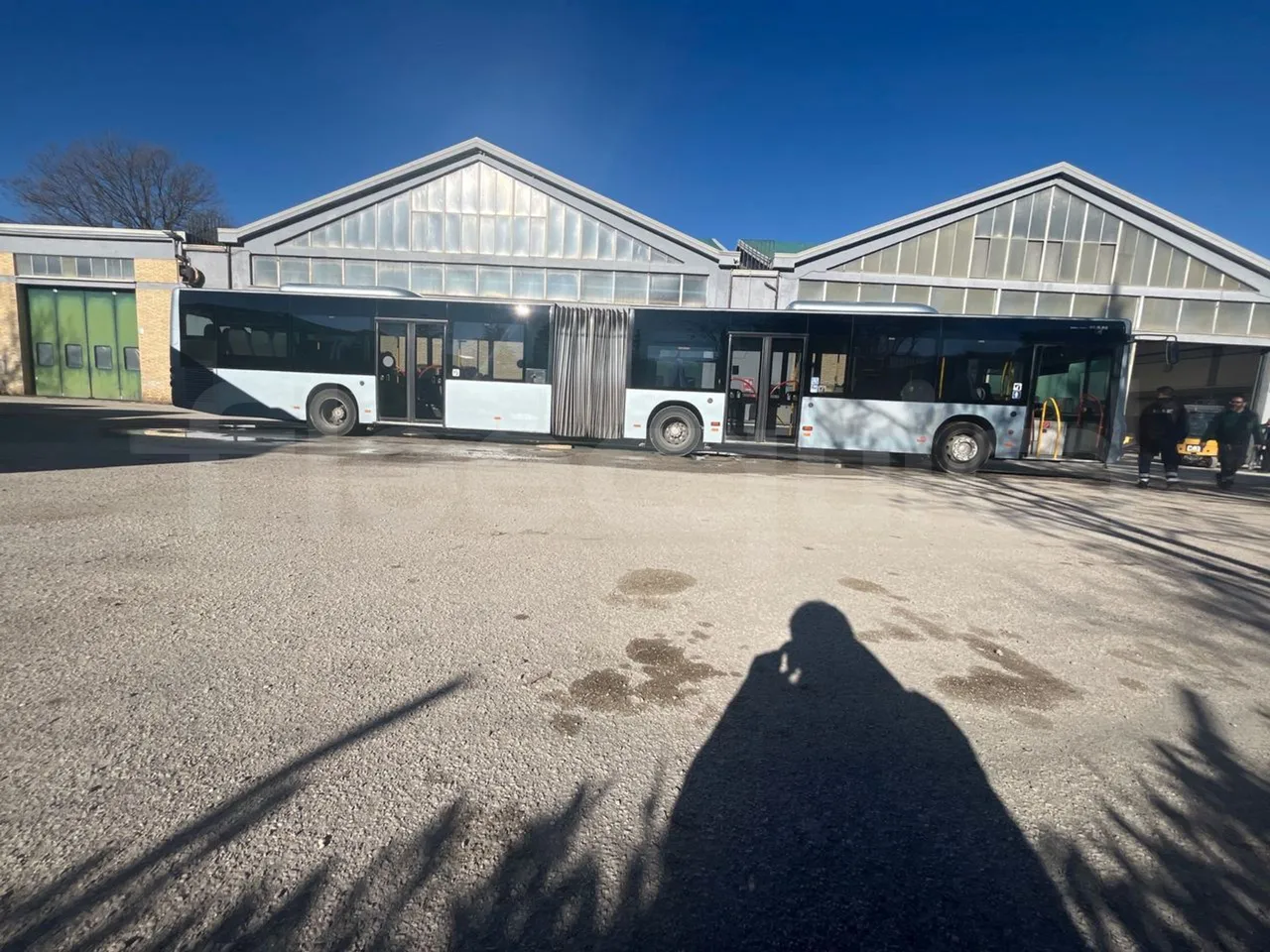 Man Lion's City A23 - Euro4 -257kW -18mt - right side doors closed