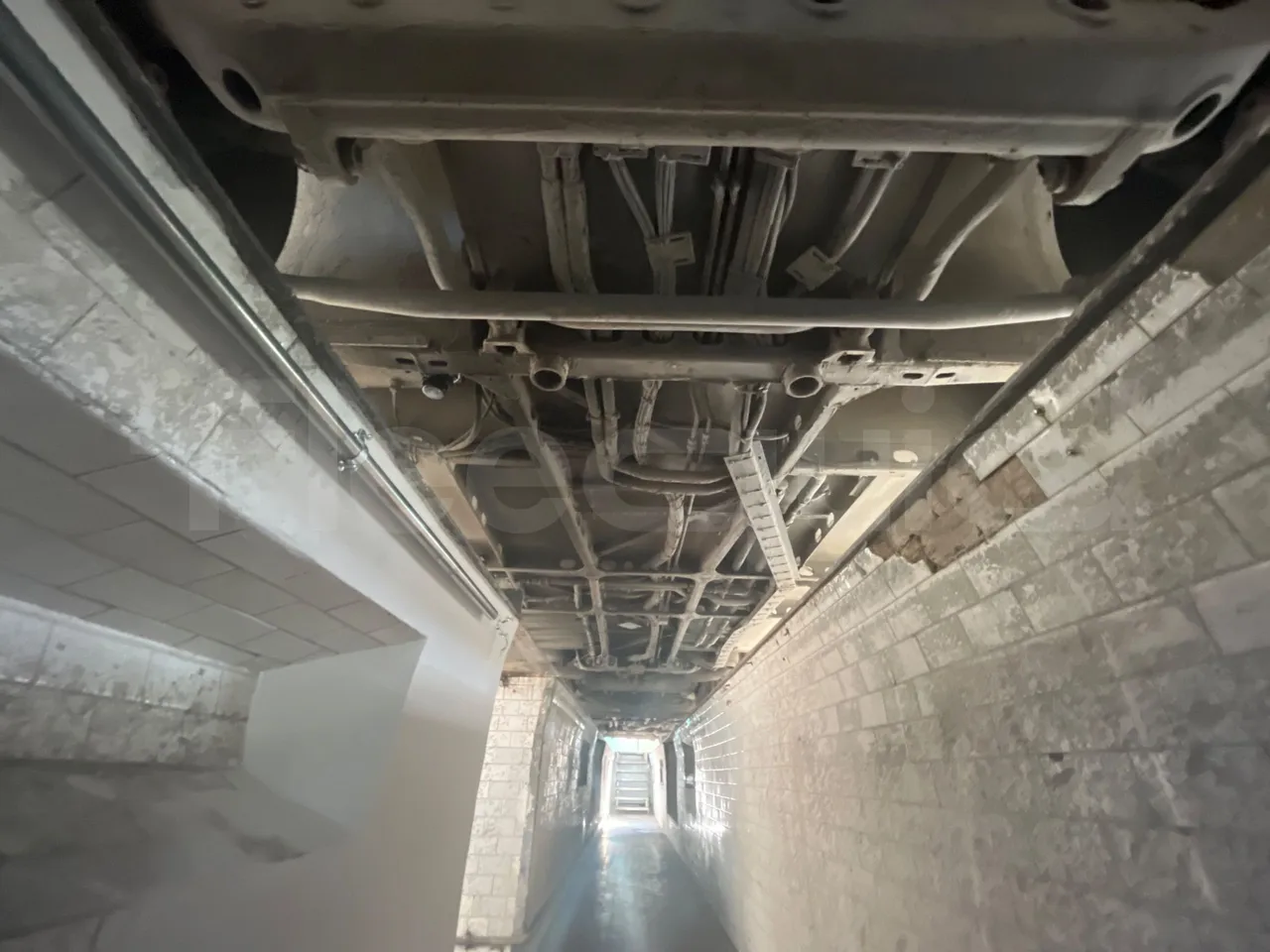 Man Lion's City A23 - Euro4 -257kW -18mt - central undercarriage photo