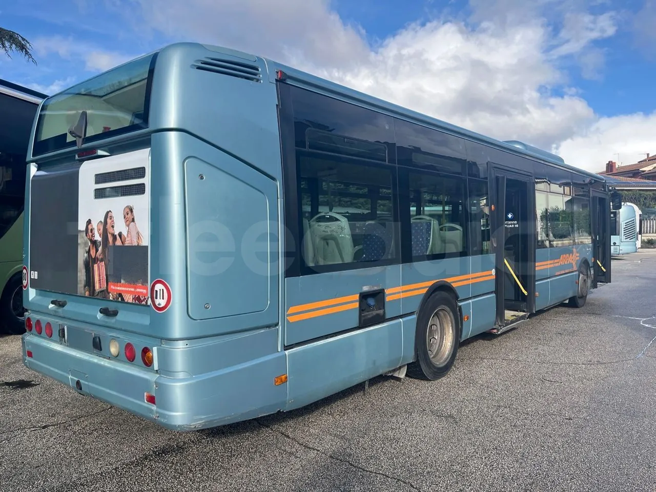 Iveco Citelis PS09D1/A/95 -EUR5 -213kW -11.990m - 3/4 right rear doors open