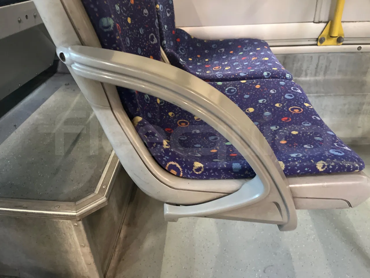 Iveco Citelis PS09D1/A/95 -EUR5 -213kW -11.990m - armrest detail photo