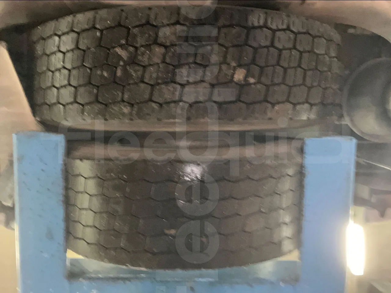 Iveco Citelis PS09D1/A/95 -EUR5 -213kW -11.990m - axle 2 discs right