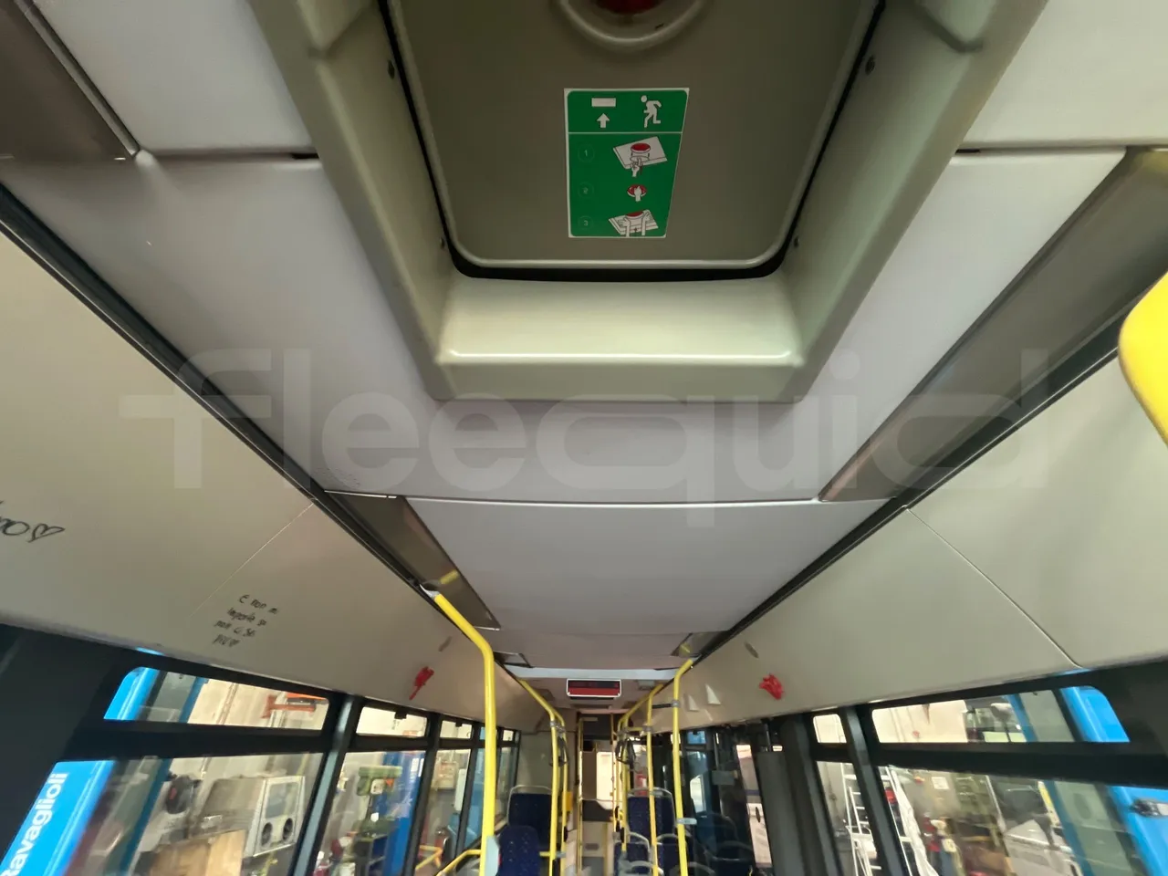 Iveco Citelis PS09D1/A/95 -EUR5 -213kW -11.990m - overhead compartments photo