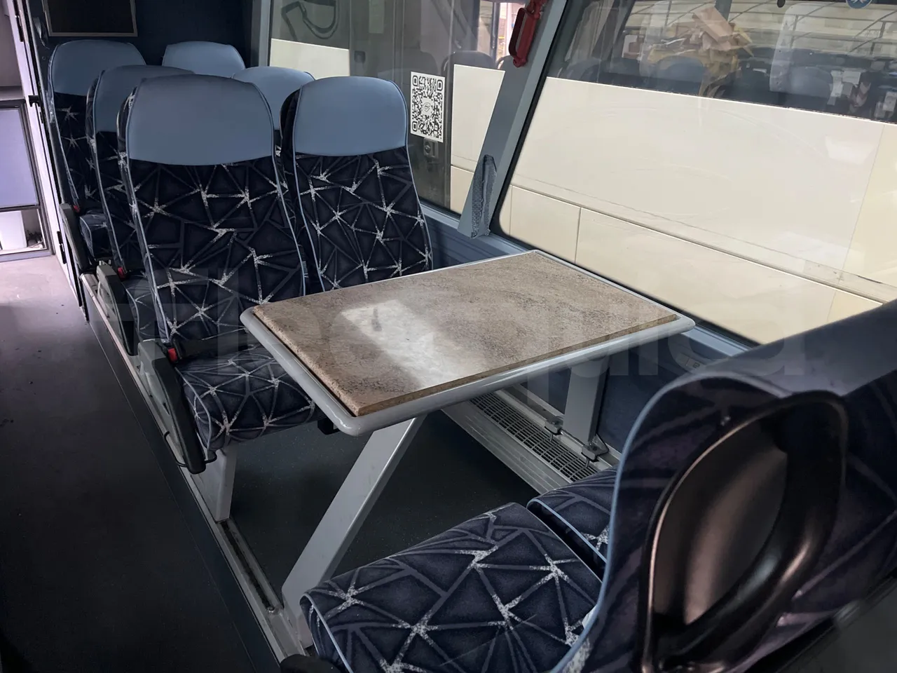 Neoplan Skyliner L - EUR6 - 371kW - 14.0000m - single seat detail