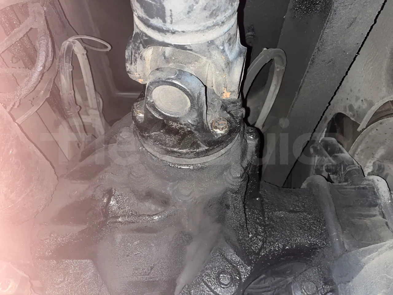 Neoplan Skyliner L - EUR6 - 371kW - 14.0000m - driveshaft photo