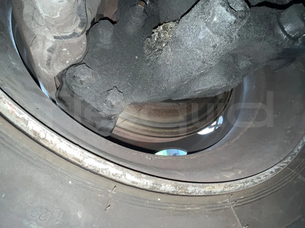 Neoplan Skyliner L - EUR6 - 371kW - 14.0000m - front discs left