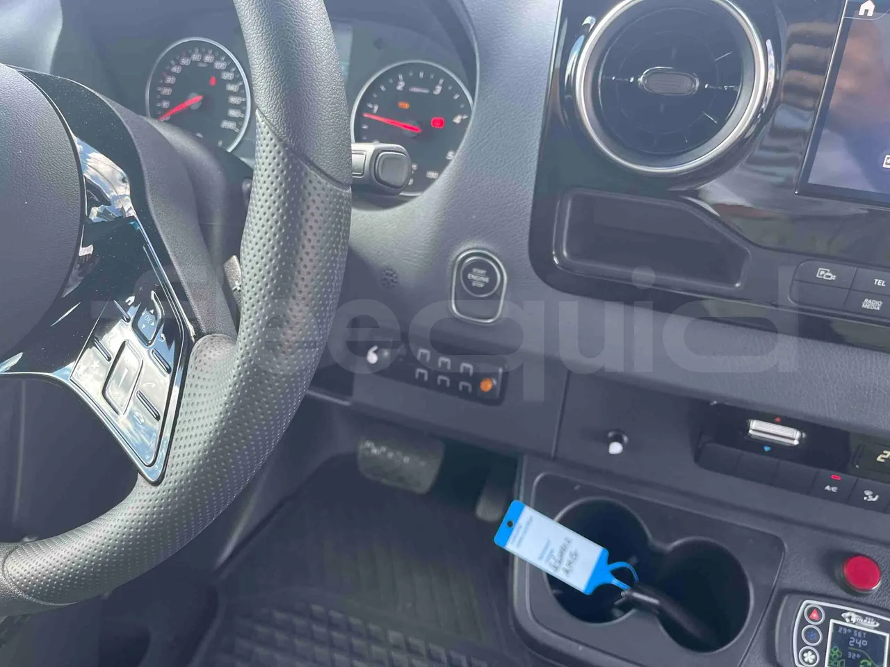 Mercedes-Benz Sprinter - onboard devices 2