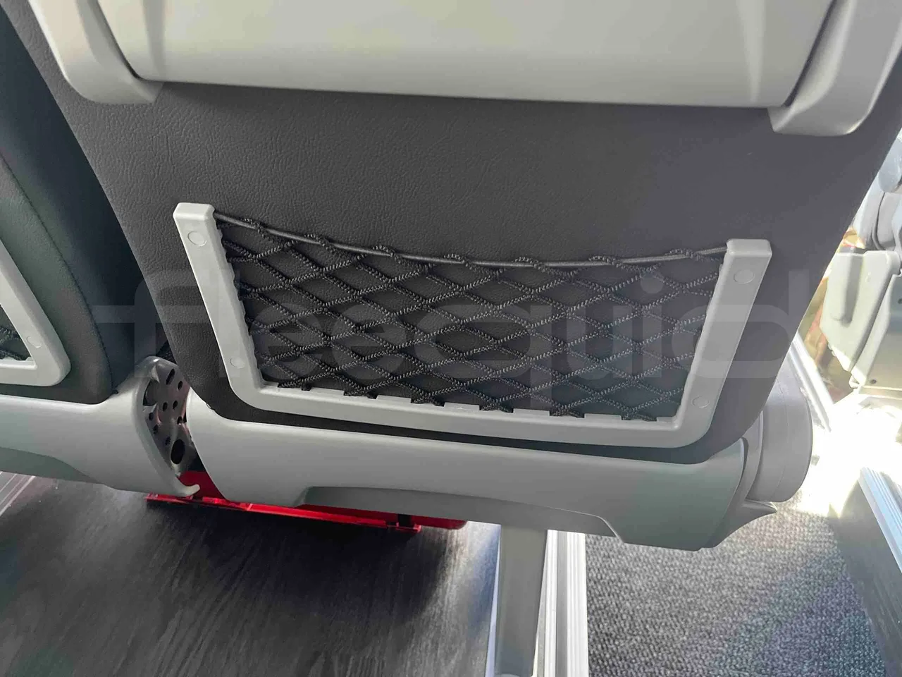 Mercedes-Benz Sprinter - mesh detail photo