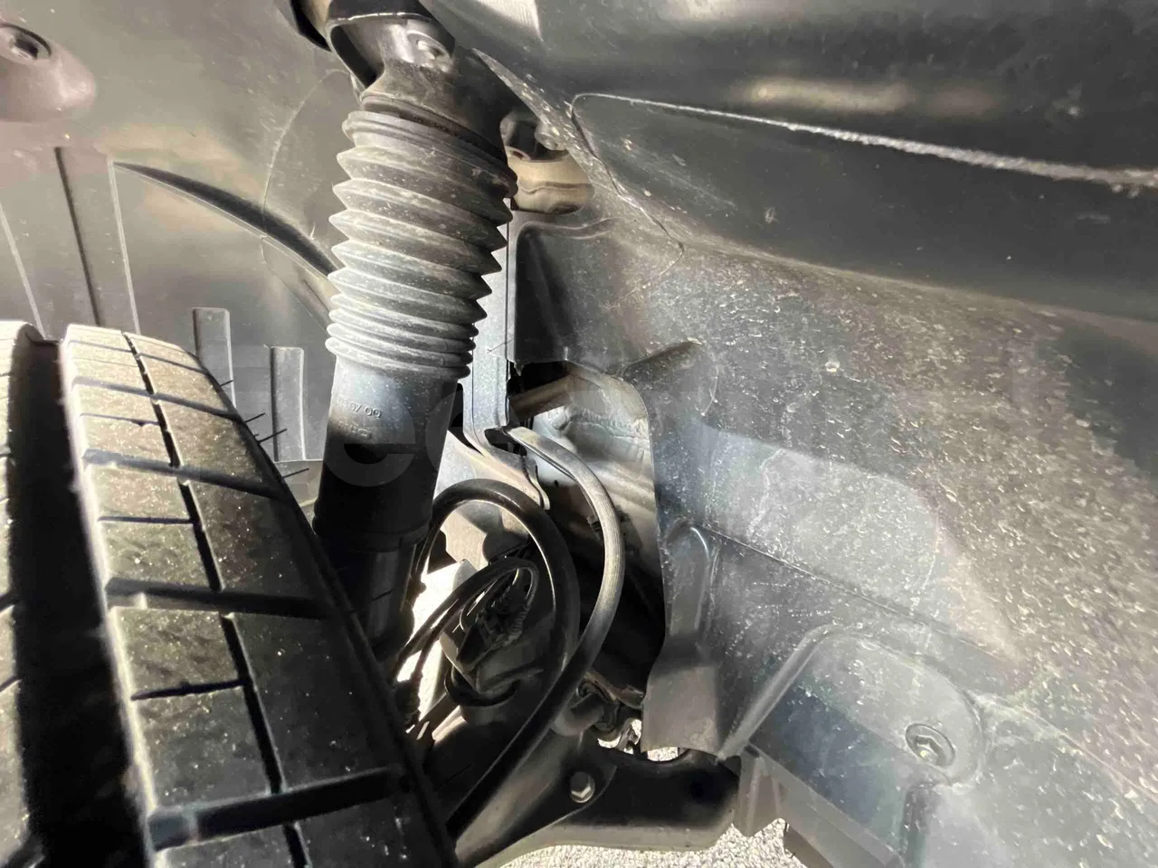 Mercedes-Benz Sprinter - front shock absorbers left