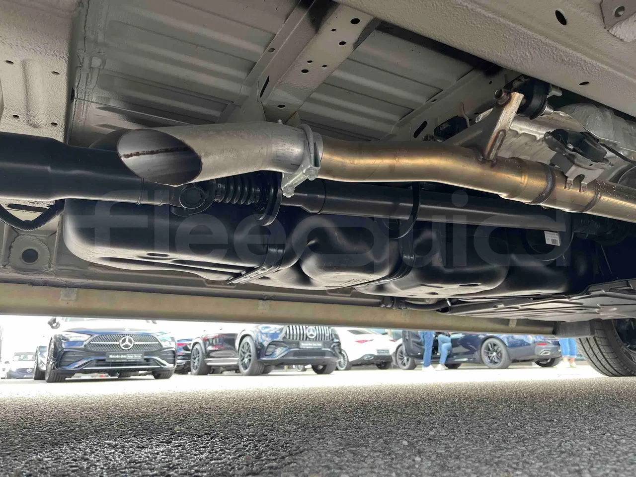 Mercedes-Benz Sprinter - axel 2 leaf spring right