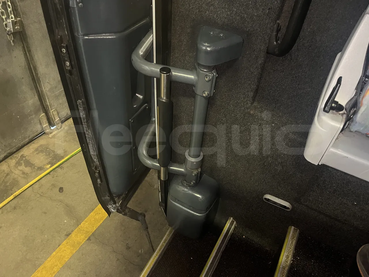 Iveco Beulas - Door Mechanism