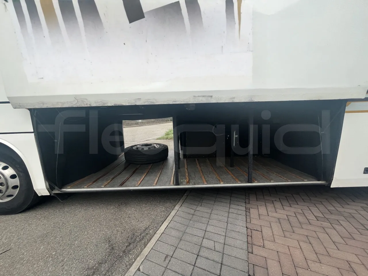 Iveco Beulas - Luggage Rack Left Side
