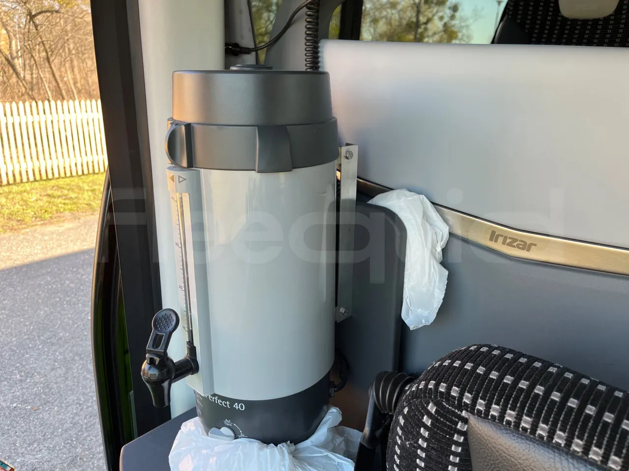 Irizar i6 12.35 - EUR6 - 331kW - 12.200m - coffee machine accessories