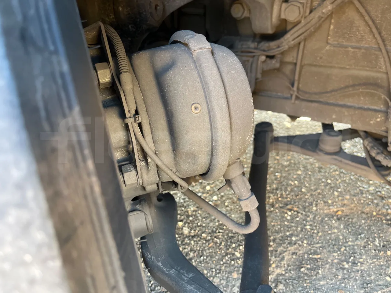 Irizar i6 12.35 - EUR6 - 331kW - 12.200m - front brake calipers right