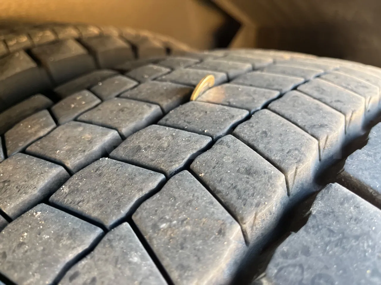 Irizar i6 12.35 - EUR6 - 331kW - 12.200m - tread condition second axle tires right